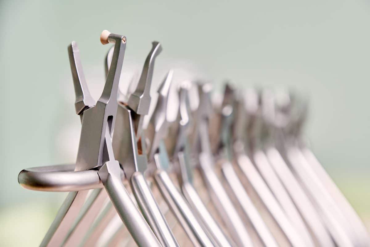 essential-orthodontic-pliers-guide-01