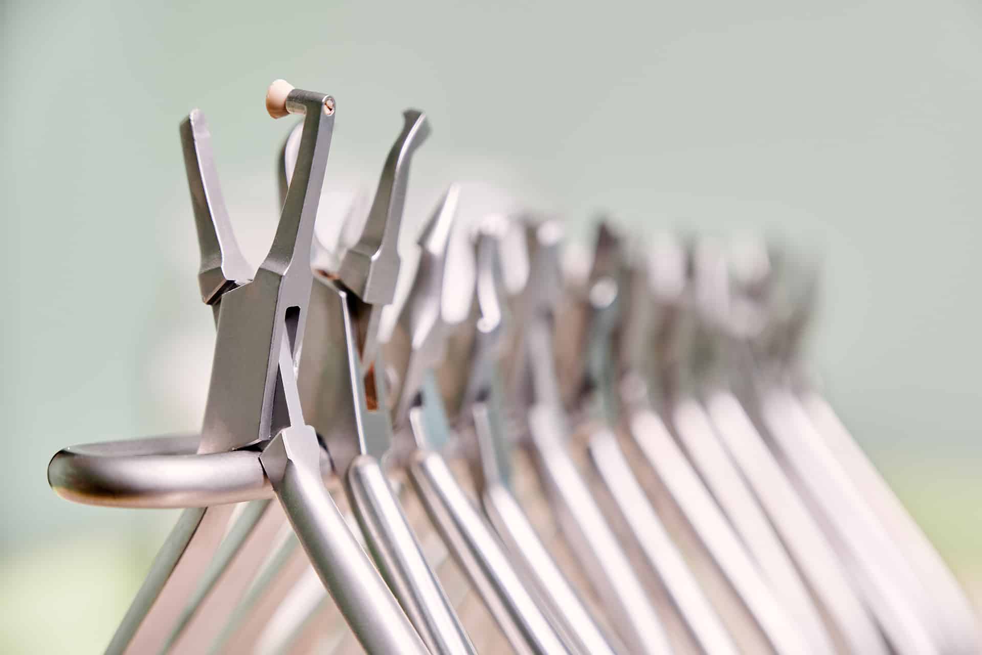 essential-orthodontic-pliers-guide-01