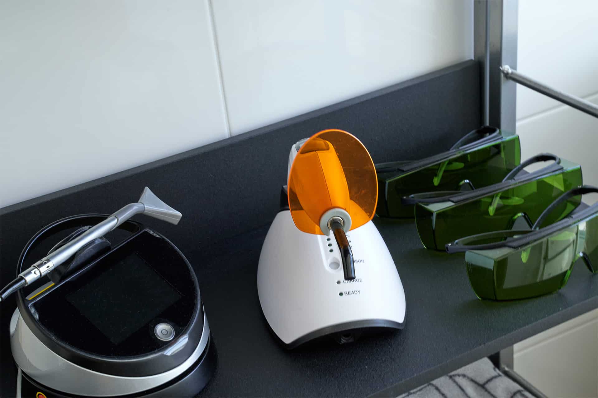 rise-of-laser-dentistry-surgical-instruments-01